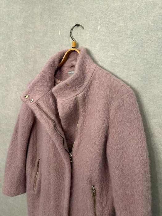 Розовое шерстяное пальто H&M