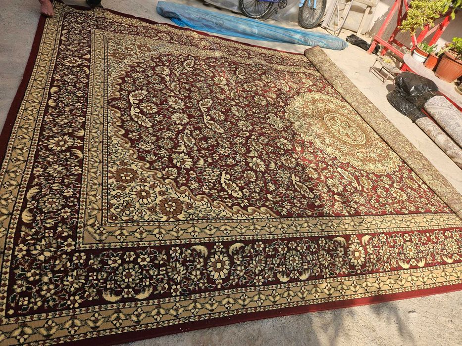 Срочно продам ковры в отличном состоянии размер 3×5