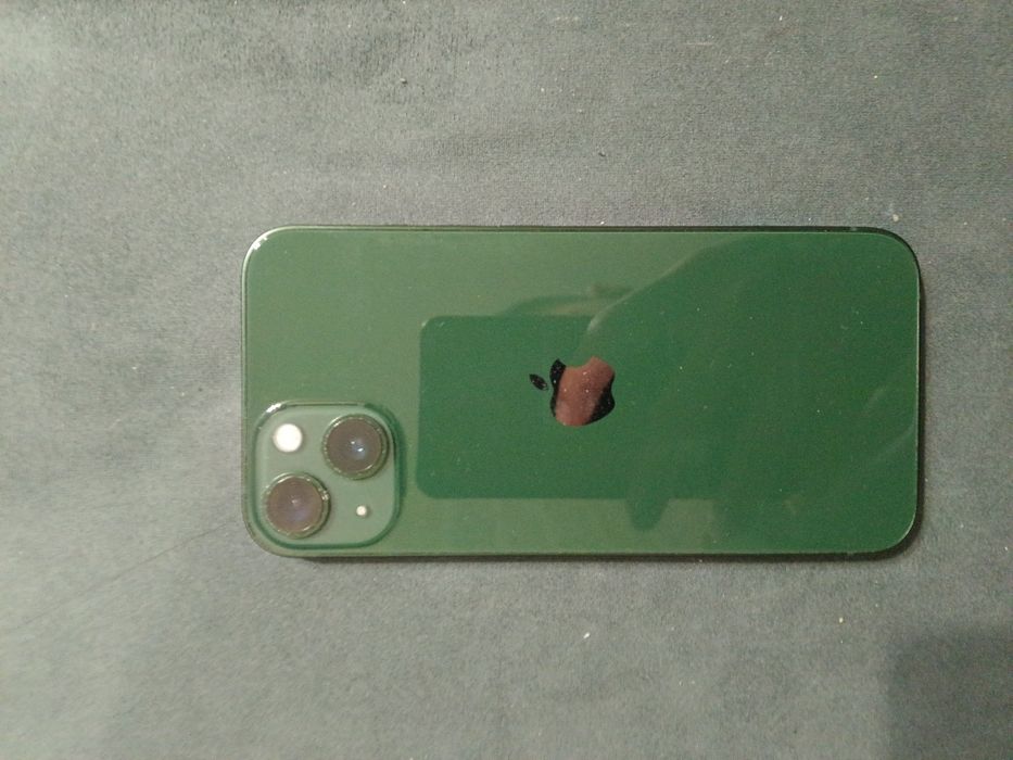 Продам айфон 13 128гб