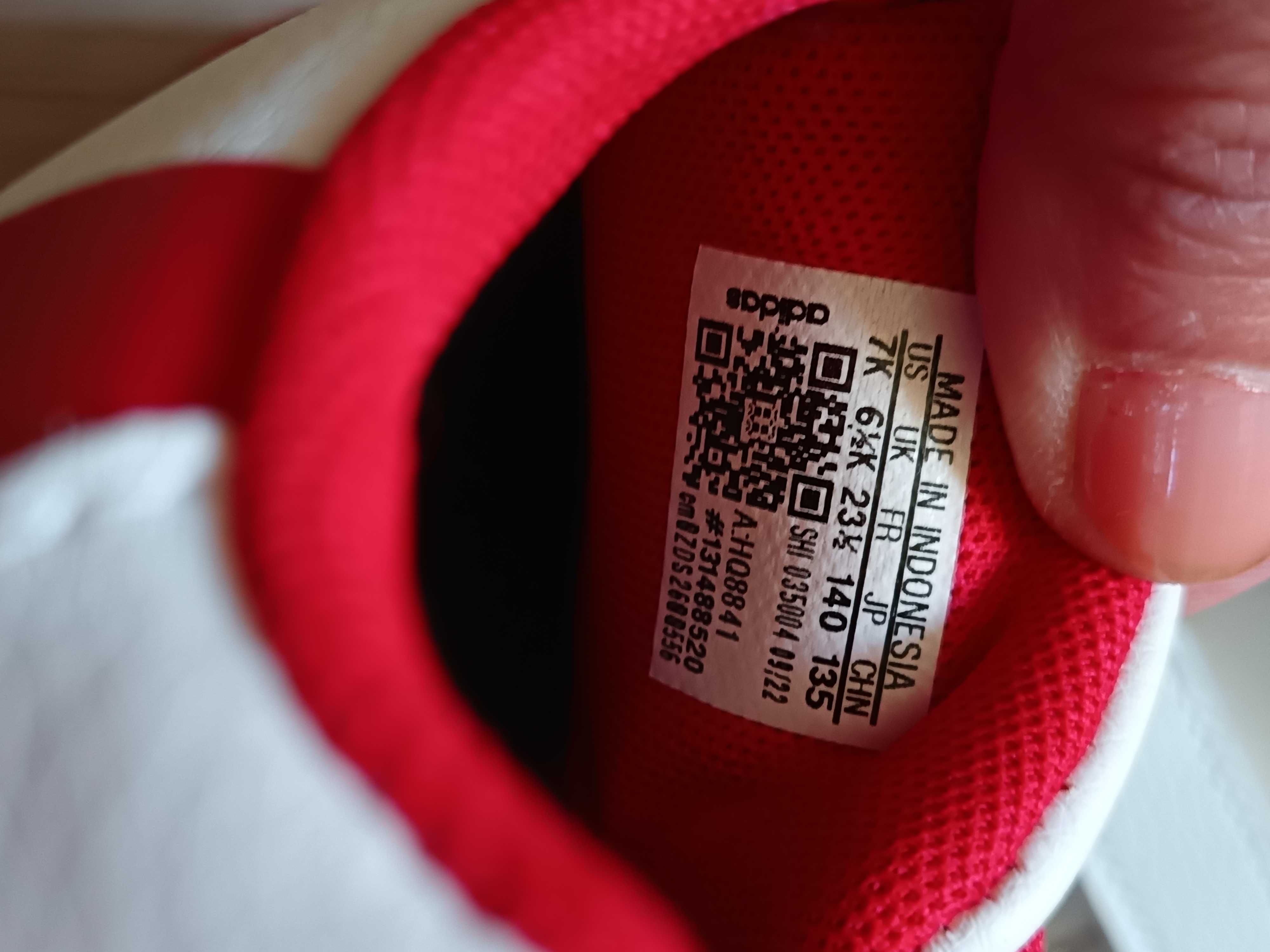 Детски сандали keen и маратонките Adidas 23,5номер.