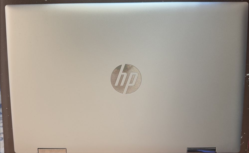 HP Pavilion x360 (sichqoncha va sumka bonusga)