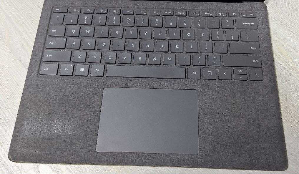 Microsoft Surface 3 13.5” IPS 2K (Не Сенсор) core i7 1065G7 16GB/256GB