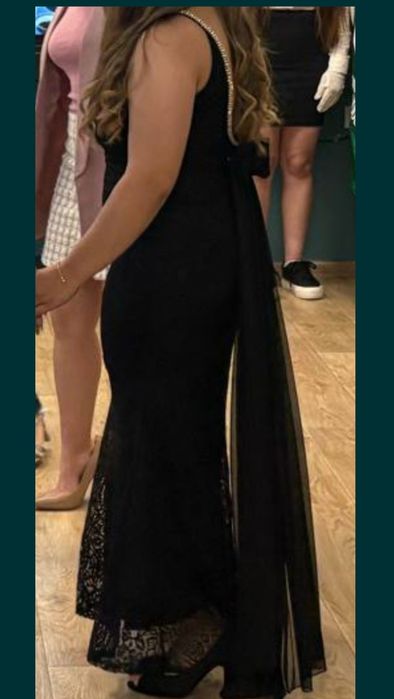 Елегантна дамска рокля