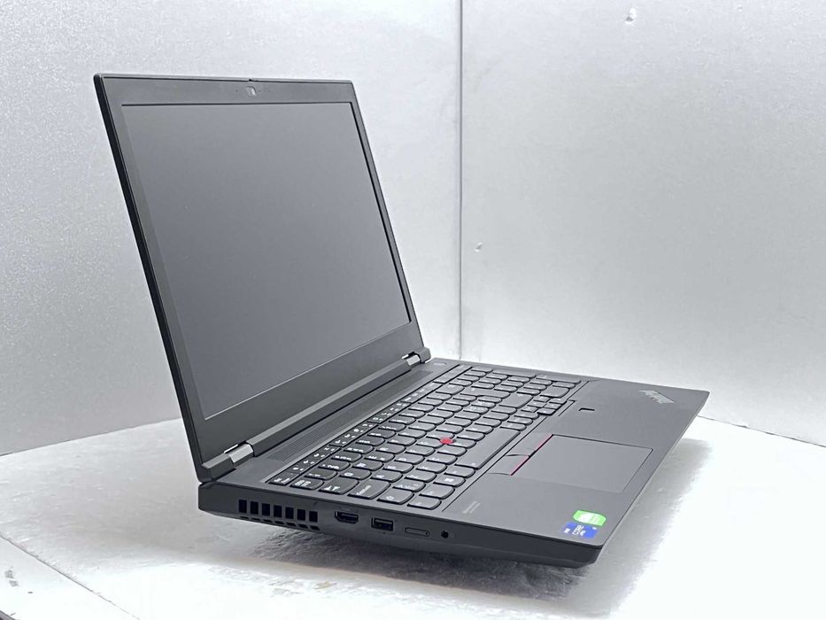 Реновиран лаптоп Lenovo Thinkpad P15 G2 i9-11950H 1TB RTX A3000 6GB