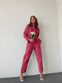 Дамски комплект - сако и панталон в розов цвят. Размери С и М