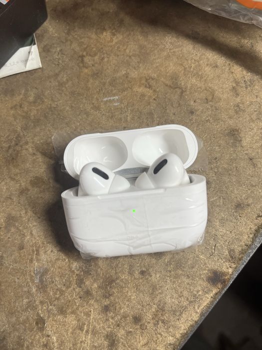 Airpods pro 1st gen