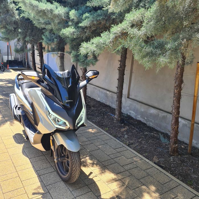 Honda Forza 350, an 2024, primul proprietar
