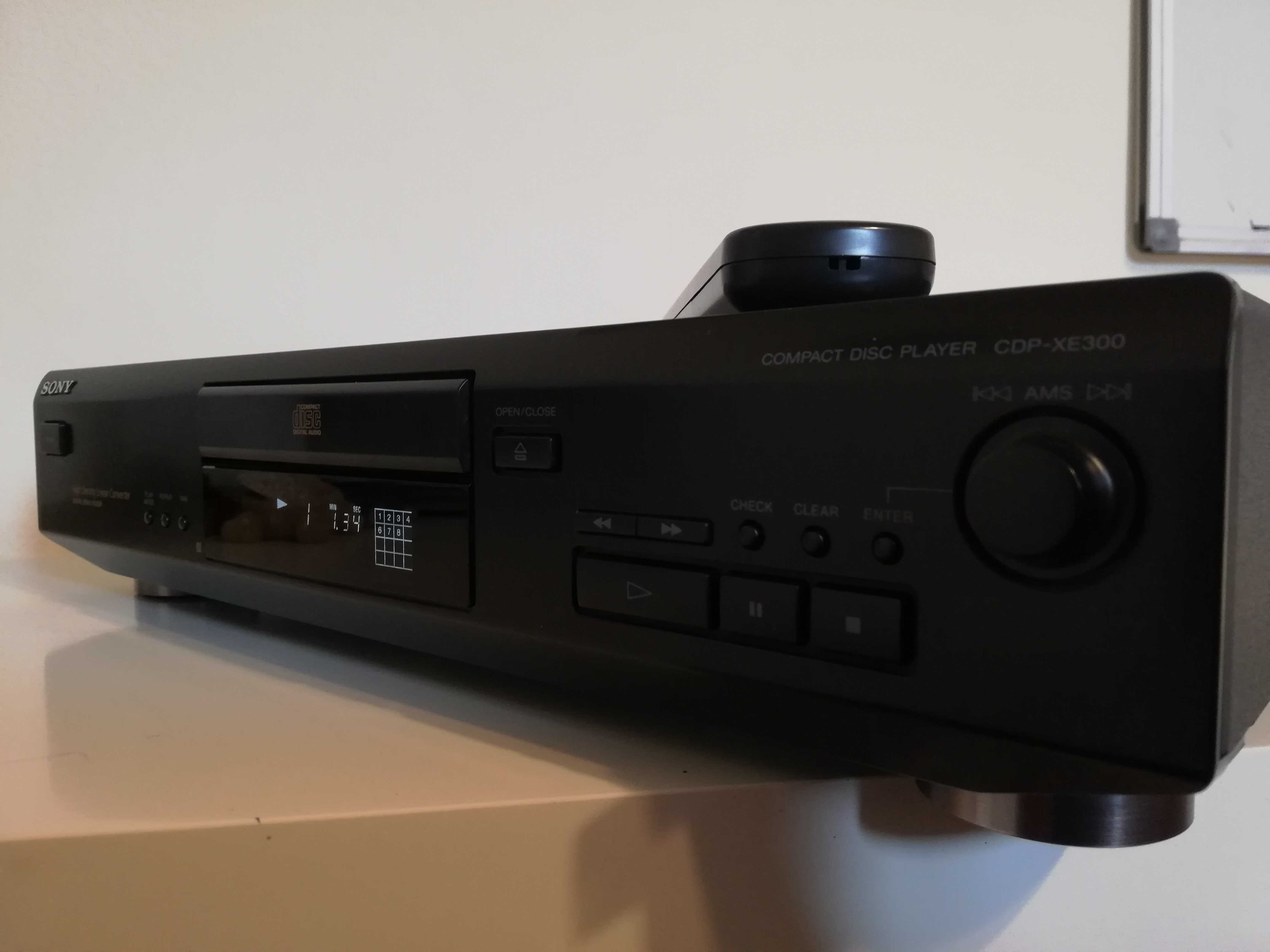 CD Player SONY model CDP-XE300 cu telecomanda - Impecabil/made France