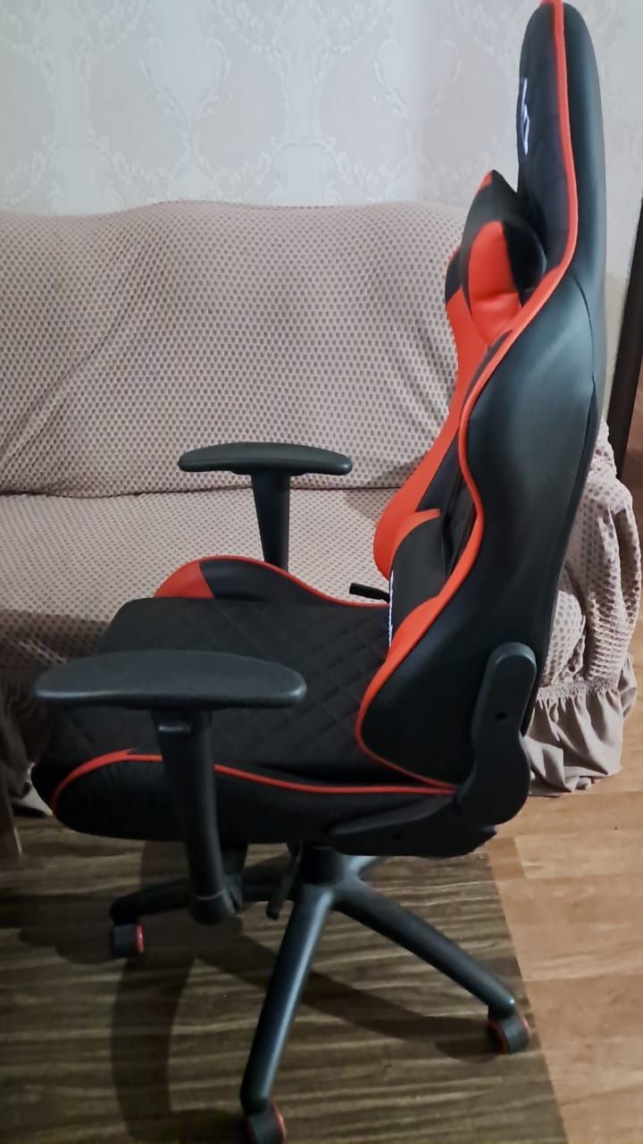 Игровое кресло .