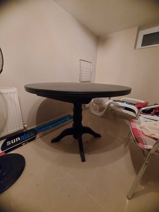 2бр кухненски маси