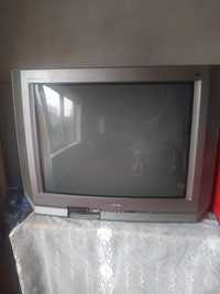 Продаётся телевизор fujita в рабочем состоянии без пульта и без тюнера