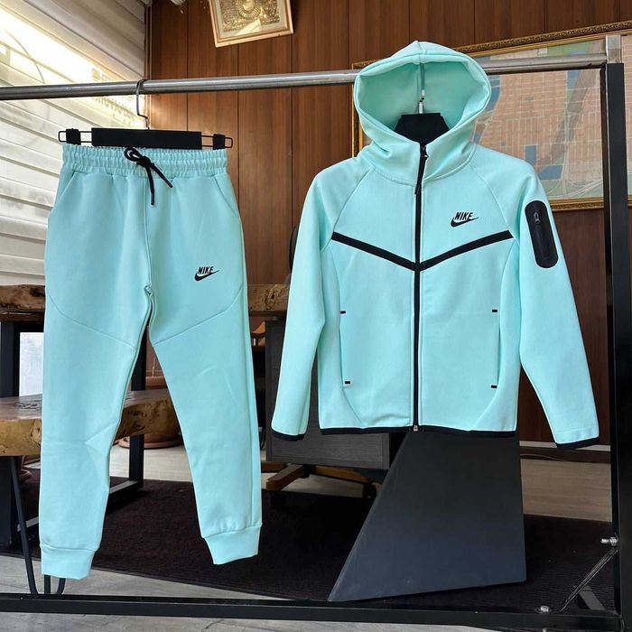Nike Tech Fleece Unisex Детски Спортни Екипи! Горнище и Долнище!