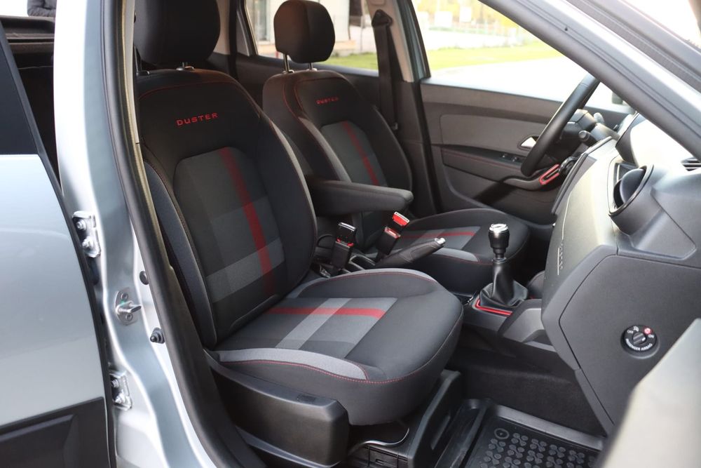 Dacia Duster 1,3 benzina 150 CP ca nou ediție Ultimate Limited