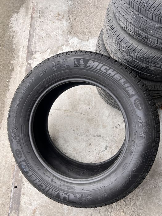 4 anvelope iarna 245/55/17 , michelin , 6.5-7.5 mm !