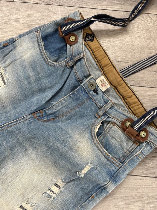 Blugi Zara albastru deschis
