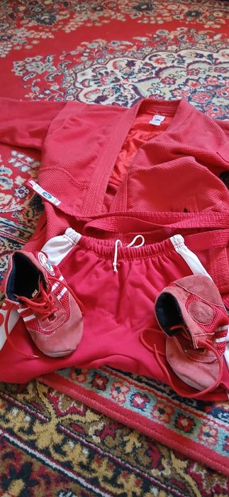 Отдам даром самбовку