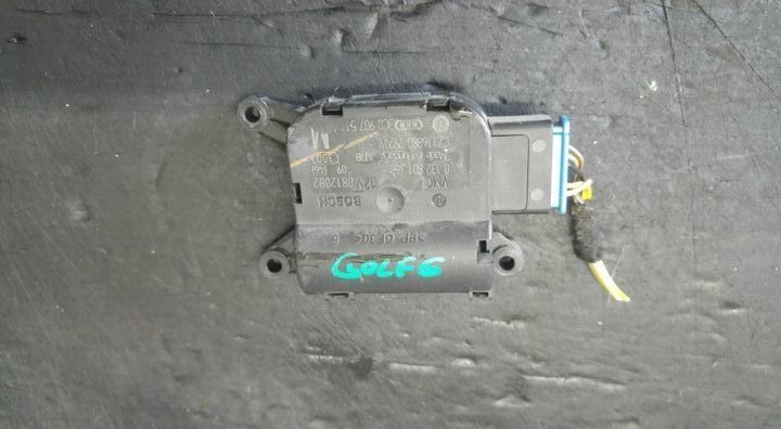 Motoras aeroterma bord vw golf 6 5k1 0132801362