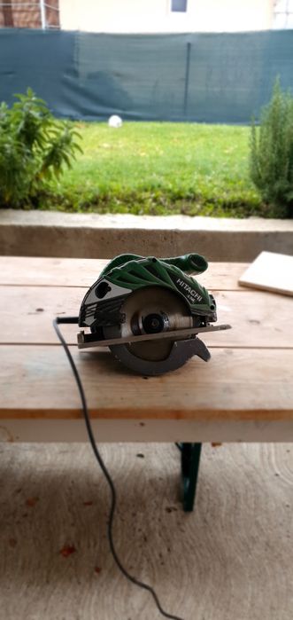 Circular de mana Hitachi