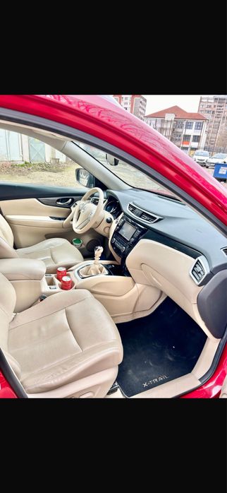 Nissa X trail , 2015