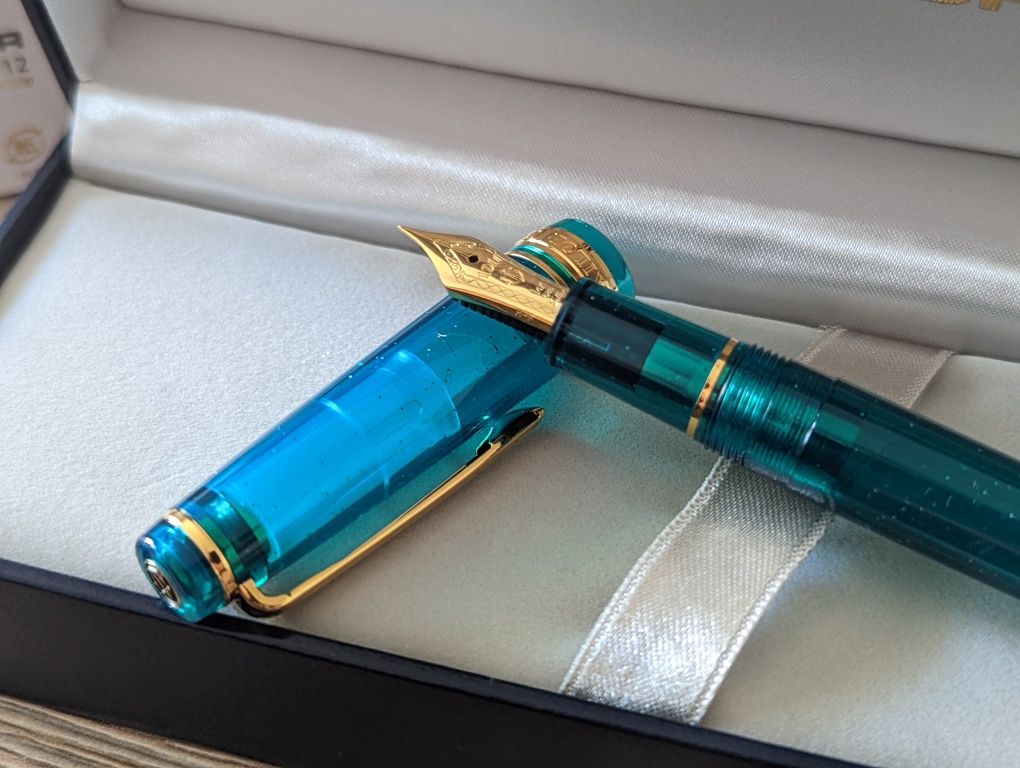 Stilou Sailor Pro Gear Blue Green Nebula, limited edition, 14k