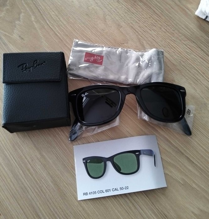 Ray-Ban RB4105 Folding Wayfarer – Originali, Noi, Italia