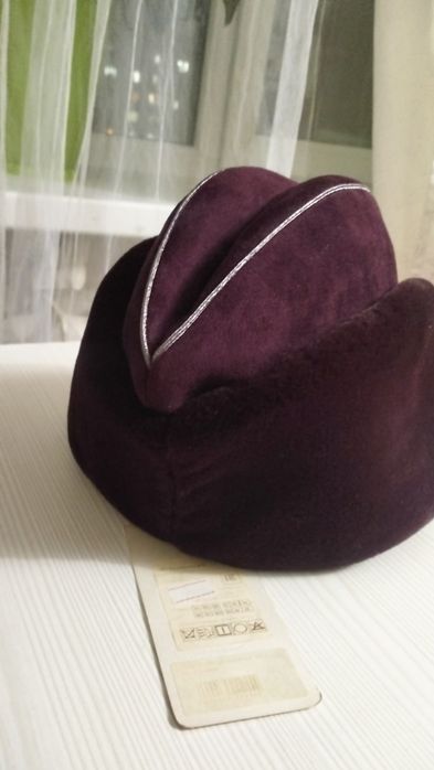 Продам новую элегантную шапку для дам. 10000