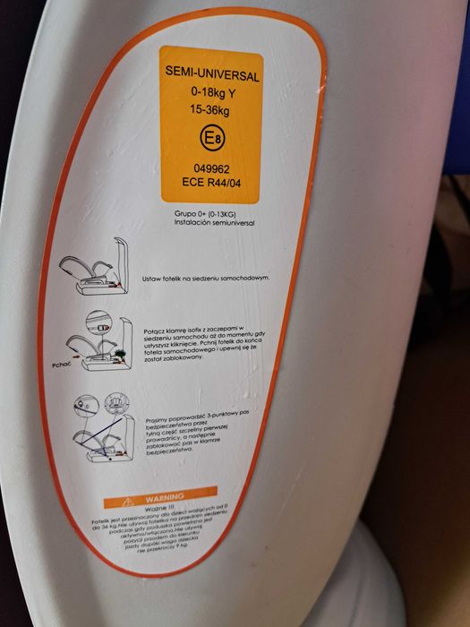 Scaun de mașină pentru copii cu isofix