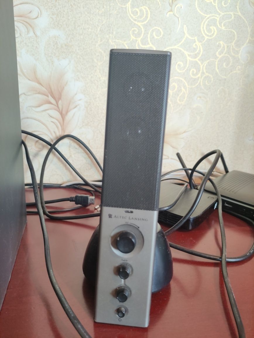 Altec Lansing колони