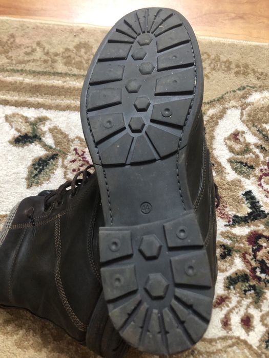 Vand ghete marimea 44