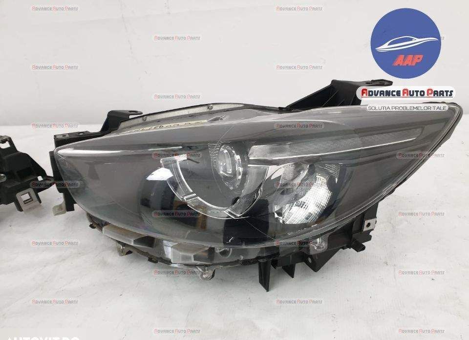 Far dreapta full led cu doua lupe, original in stare foarte buna Mazda