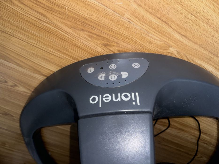 Leagan electric Lionelo Ralf- cu telecomanda si jucarie, stare f buna