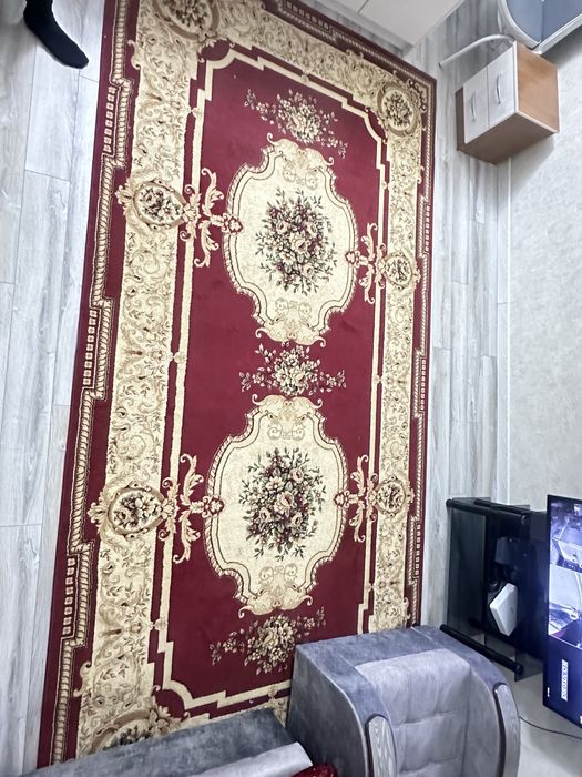 Кілемдер әртүрлі размерде