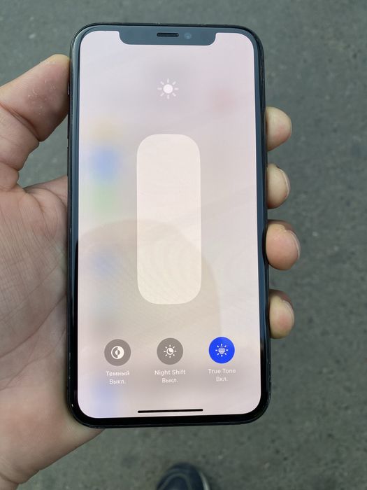 Ayfon 11 pro 64Gb xolati zor aybi yoq feys truton bor ekran radnoy