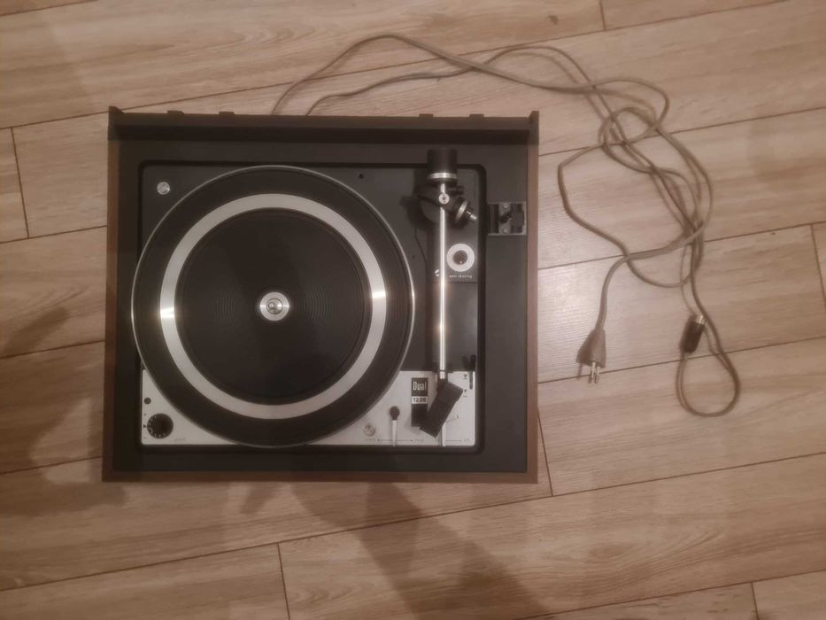 Немски грамофон Dual 1228 без капак и доза