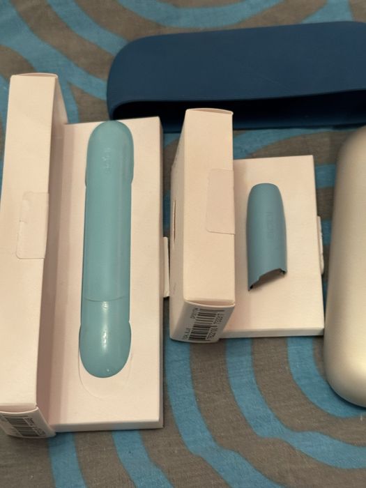 Vand Iqos + accesoriile din poze