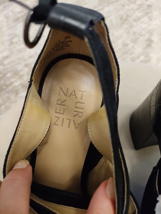 Botine negre piele întoarsă naturală