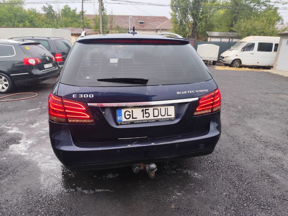 Mercedes e 300 hybrid vând sau schimb