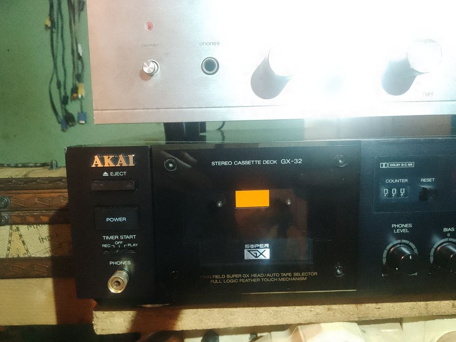Deck casetofon AKAi GX - 32 .