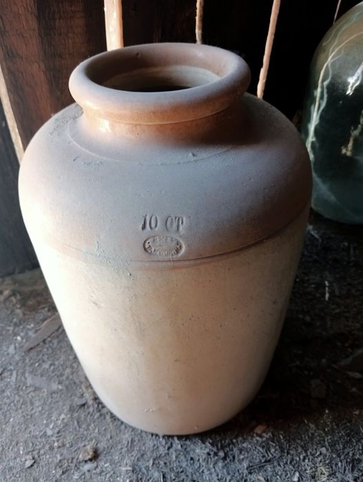 Ваза древняя в идеальном