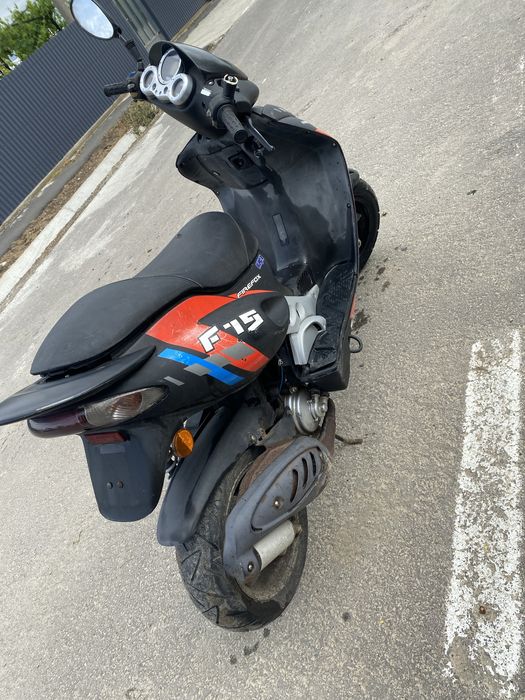 Scuter malaguti f15