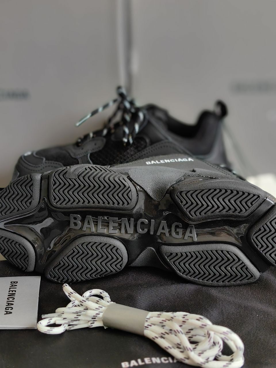 Обувки BALENCIAGA Triple S сникърси кецове