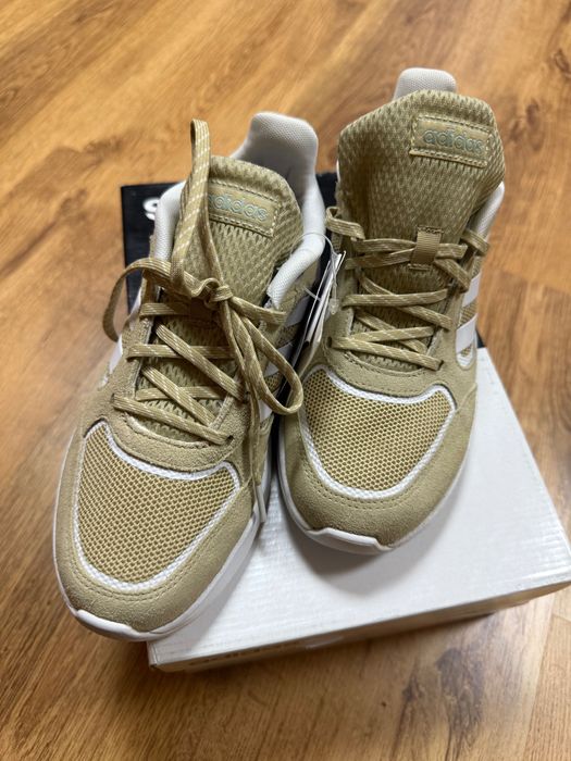 Adidas 90s Valasion
