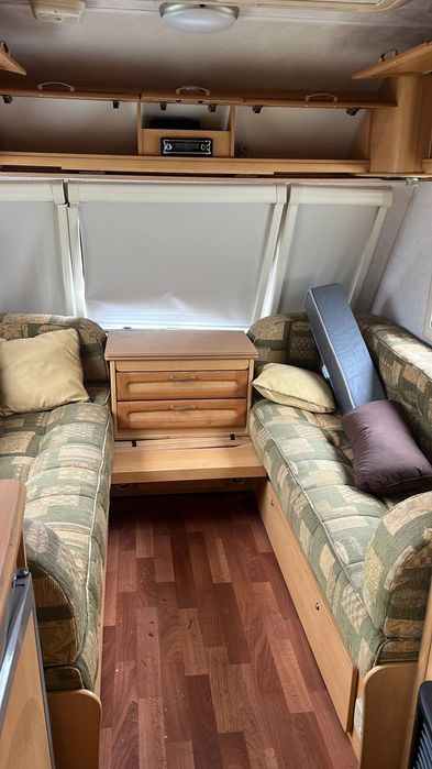 Продавам 2 каравани едната 2003 год. А др. 2000год.внос от Англия.