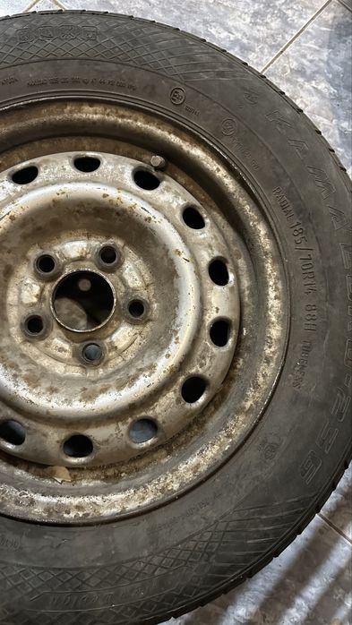 Шины и диски                                         .