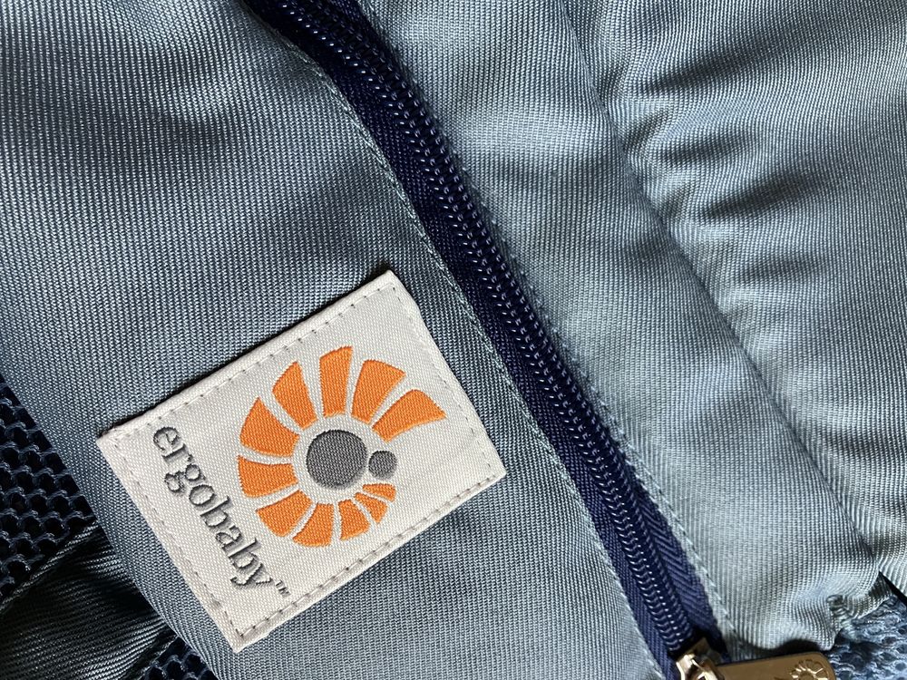 Ergobaby ергономична раница omni 360