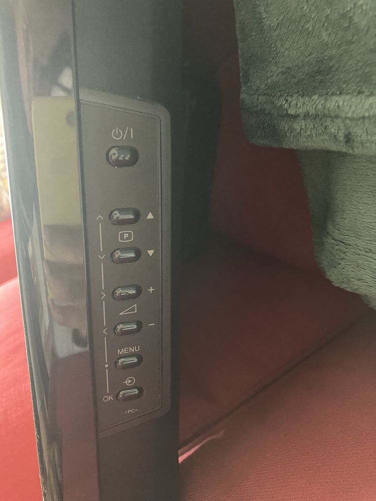 Toshiba REGZA 32lv733g 32 inch