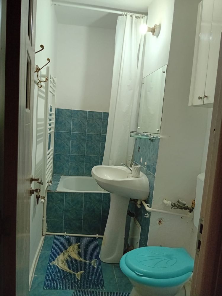 Inchiriez garsoniera zona Brosteni-Buzau
