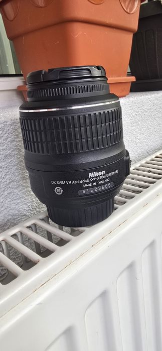 Obiectiv nikon 18-55 mm