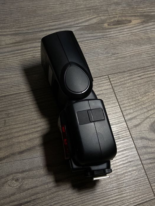 Светкавица Godox tt600