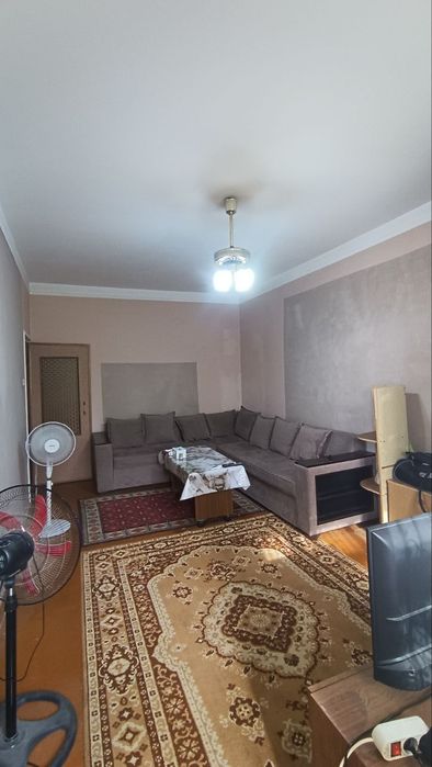 Юнусабад 11 квартал. Продается квартира  1/3/4